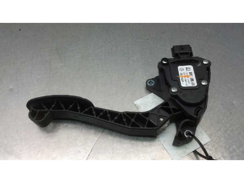 Recambio de pedal acelerador para opel movano b kasten/combi fg. l2h2 3,5t referencia OEM IAM 180101626R  