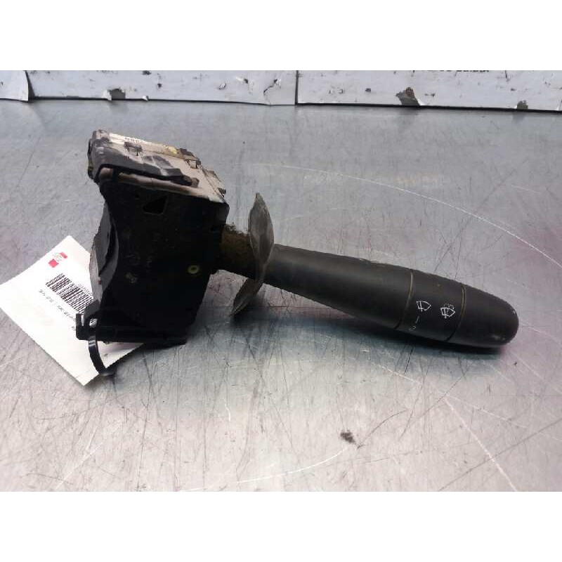 Recambio de mando limpia para opel vivaro furgón 2.9t corto referencia OEM IAM 7700312985  