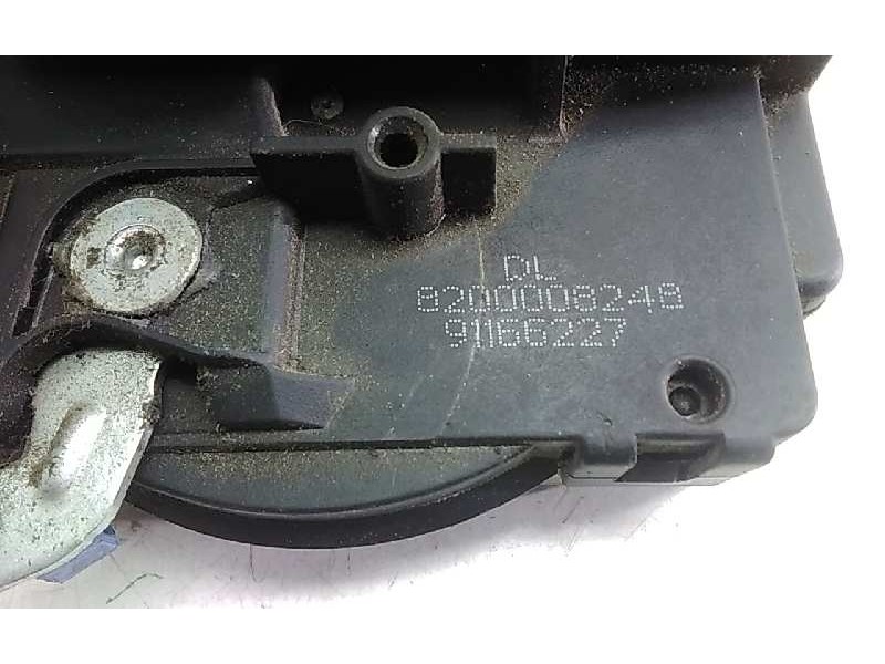 Recambio de cerradura puerta delantera derecha para opel vivaro furgón 2.9t corto referencia OEM IAM 8200008248  