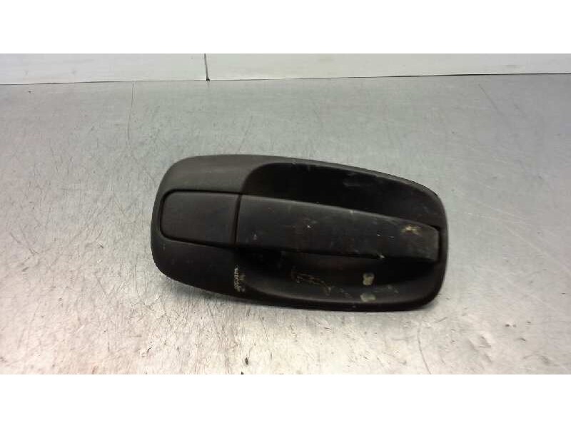 Recambio de maneta exterior delantera derecha para opel vivaro furgón 2.9t corto referencia OEM IAM 4416022  