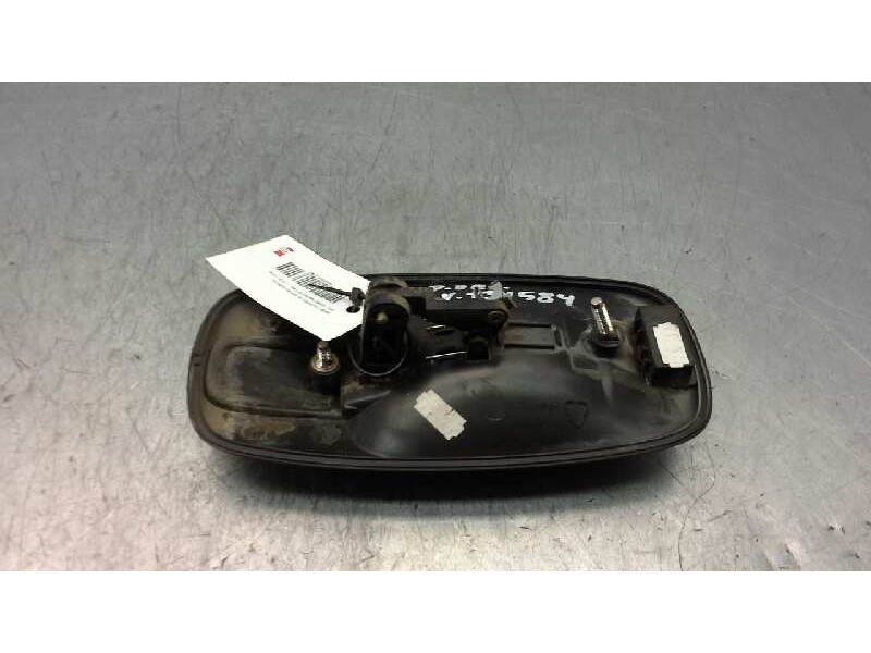 Recambio de maneta exterior delantera derecha para opel vivaro furgón 2.9t corto referencia OEM IAM 4416022  