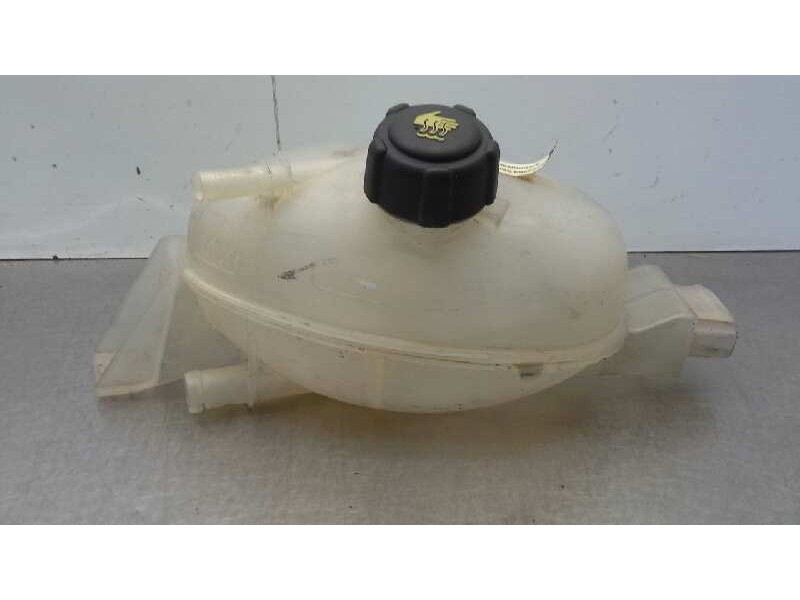 Recambio de deposito expansion para opel movano b kasten/combi fg. l2h2 3,5t referencia OEM IAM   