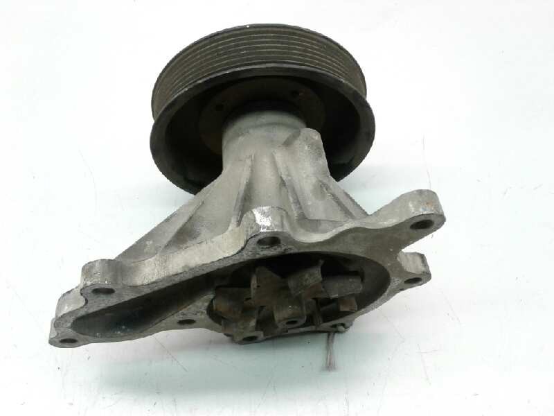 Recambio de bomba agua para nissan navara pick-up (d40m) 2.5 dci diesel cat referencia OEM IAM   114168
