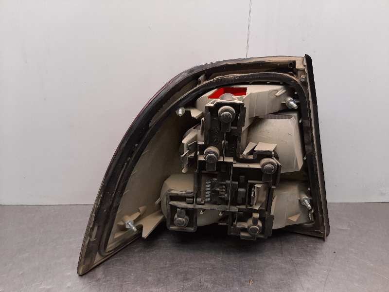 Recambio de piloto trasero derecho para opel vectra b berlina sport (1999) referencia OEM IAM   