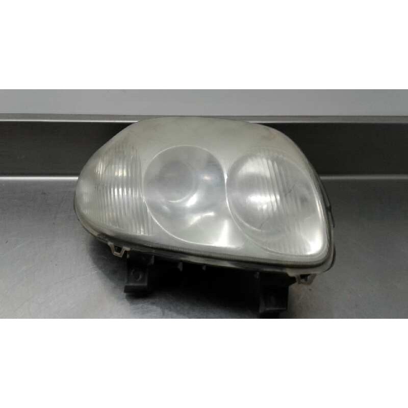 Recambio de faro derecho para renault clio ii fase i (b/cbo) 1.4 16v rxe b/c0l referencia OEM IAM 7701045169  