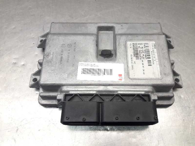 Recambio de centralita motor uce para iveco cursor at260s35y ps referencia OEM IAM 504278027 384 METATRON 4100139