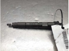 Recambio de inyector para toyota yaris 1.4 turbodiesel cat referencia OEM IAM 23670-33051 1NDVT  2