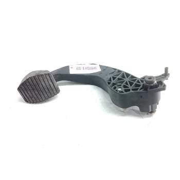 PEDAL EMBRAGUE 
