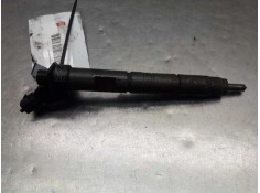 Recambio de inyector para toyota yaris 1.4 turbodiesel cat referencia OEM IAM 23670-33051 1NDVT  2