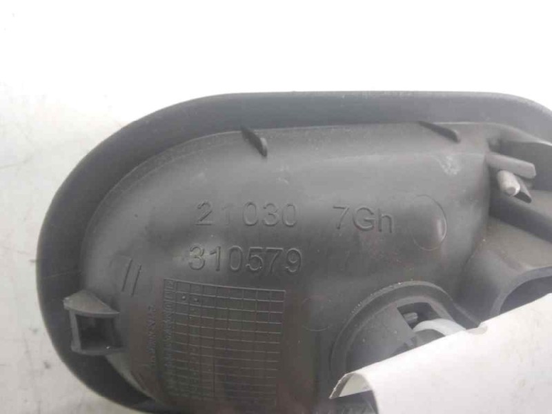 Recambio de maneta interior delantera izquierda para nissan nv400 pritsche doppelkabine 2.3 dci diesel cat referencia OEM IAM 21