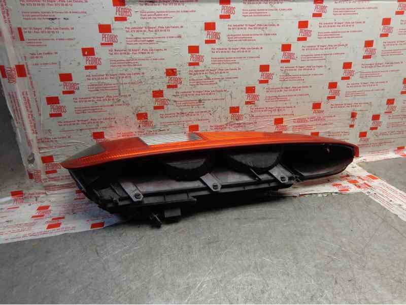 Recambio de piloto trasero derecho para ford fiesta (cbk) ambiente referencia OEM IAM 1324563  