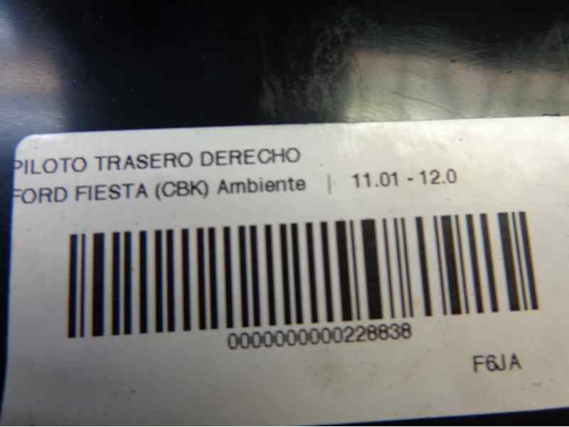 Recambio de piloto trasero derecho para ford fiesta (cbk) ambiente referencia OEM IAM 1324563  