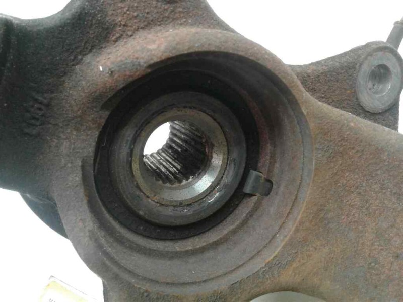 Recambio de mangueta delantera derecha para citroen c1 1.0 cat (384f) referencia OEM IAM 364788  