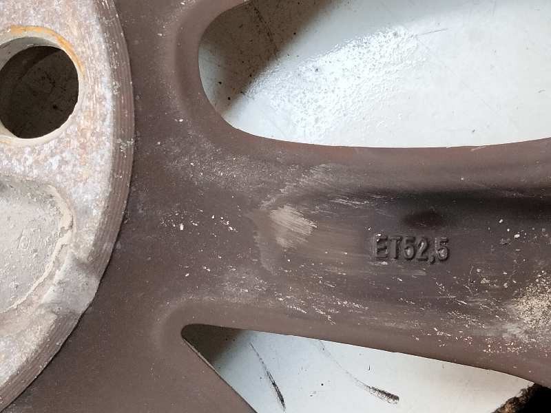 Recambio de llanta aluminio para ford kuga (cbv) 2.0 tdci cat referencia OEM IAM 17-5-TORNILLOS ET52.5 