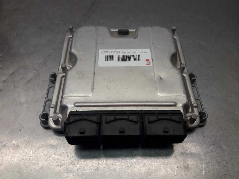 Recambio de centralita motor uce para renault master combi desde ´98 2.5 diesel referencia OEM IAM 0281011254 379 