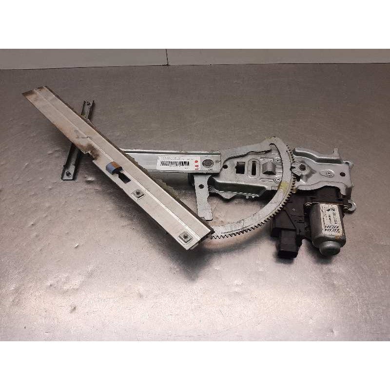Recambio de elevalunas delantero derecho para opel corsa c 1.2 16v cat (z 12 xe / lw4) referencia OEM IAM 09113364  