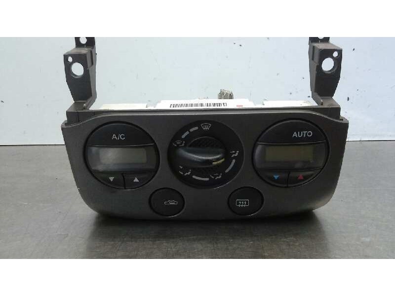 Recambio de mando calefaccion / aire acondicionado para nissan primera berlina (p11) básico referencia OEM IAM 275109F601  