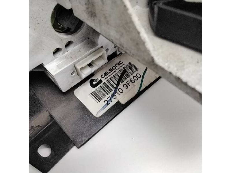 Recambio de mando calefaccion / aire acondicionado para nissan primera berlina (p11) básico referencia OEM IAM 275109F601  