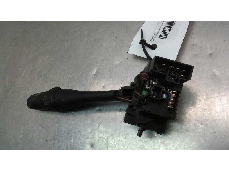 Recambio de mando limpia para nissan primera berlina (p11) básico referencia OEM IAM 252609F500  