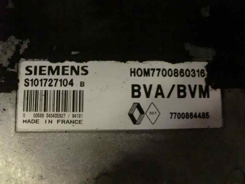 Recambio de centralita motor uce para renault laguna (b56) 2.0 referencia OEM IAM S1017277102B 208 114791