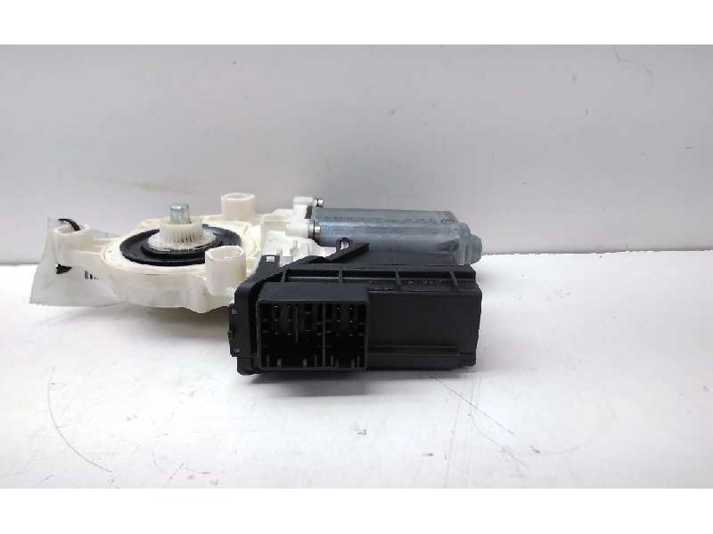 Recambio de motor elevalunas trasero izquierdo para seat cordoba berlina (6l2) signo/a referencia OEM IAM 101389102  