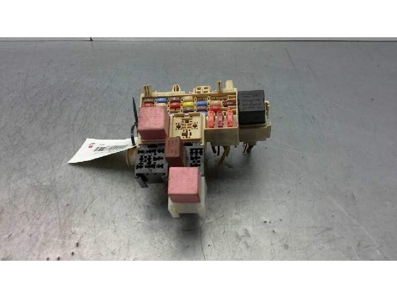 Recambio de caja fusibles para nissan nv 400 l2h2 3,3t pro referencia OEM IAM 2432300Q0F  