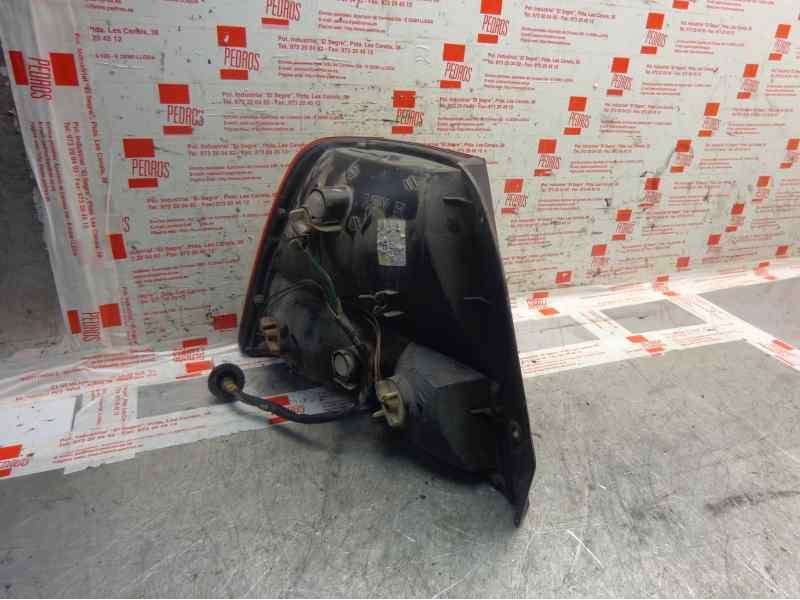 Recambio de piloto trasero derecho para hyundai accent (lc) gl 5p referencia OEM IAM 9240225220  