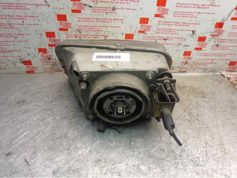Recambio de faro derecho para renault rapid/express (f40) 1.9 d familiar (f40p) referencia OEM IAM 7701039725  