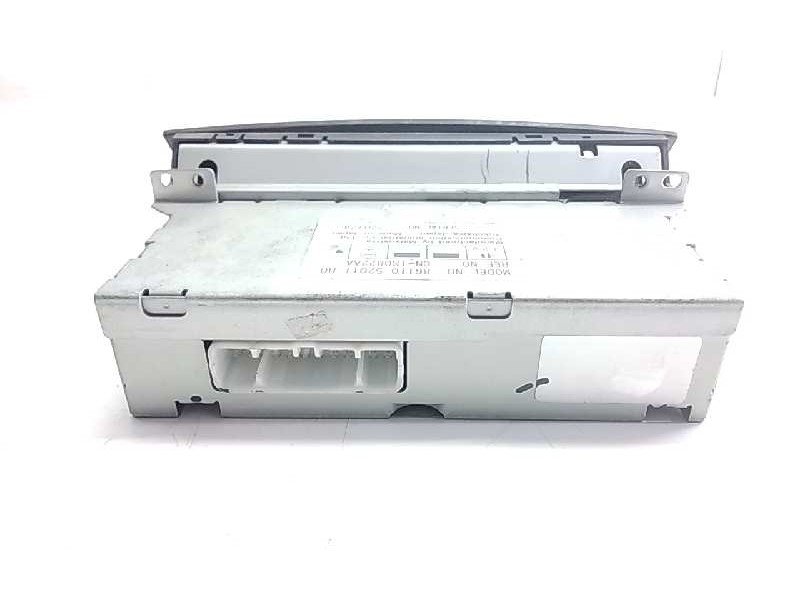 Recambio de pantalla multifuncion para toyota yaris (ncp1/nlp1/scp1) 1.3 expo referencia OEM IAM 8611052011B0  