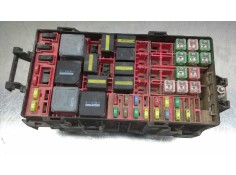 Recambio de caja fusibles para ford transit mod.2000 caja abierta ft 350 2.4 largo referencia OEM IAM 4401681   2