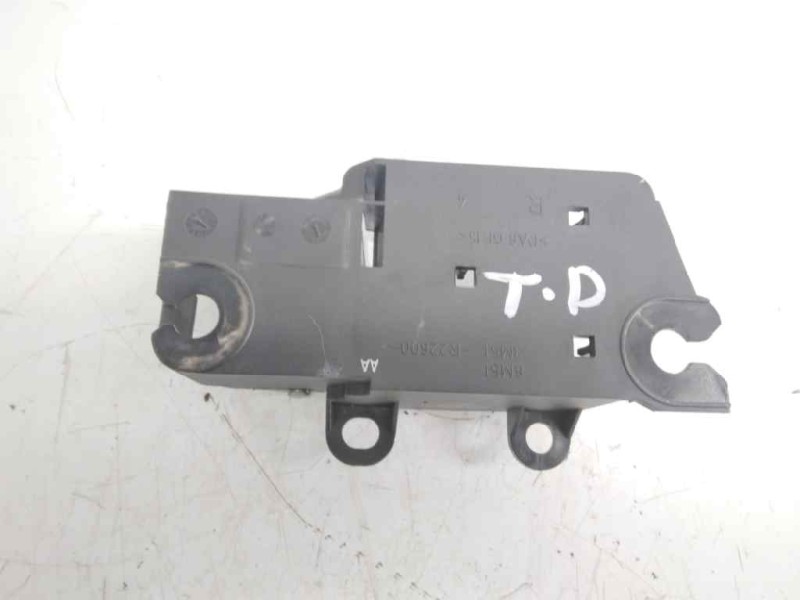 Recambio de maneta interior trasera derecha para ford kuga (cbv) 2.0 tdci cat referencia OEM IAM R22600  