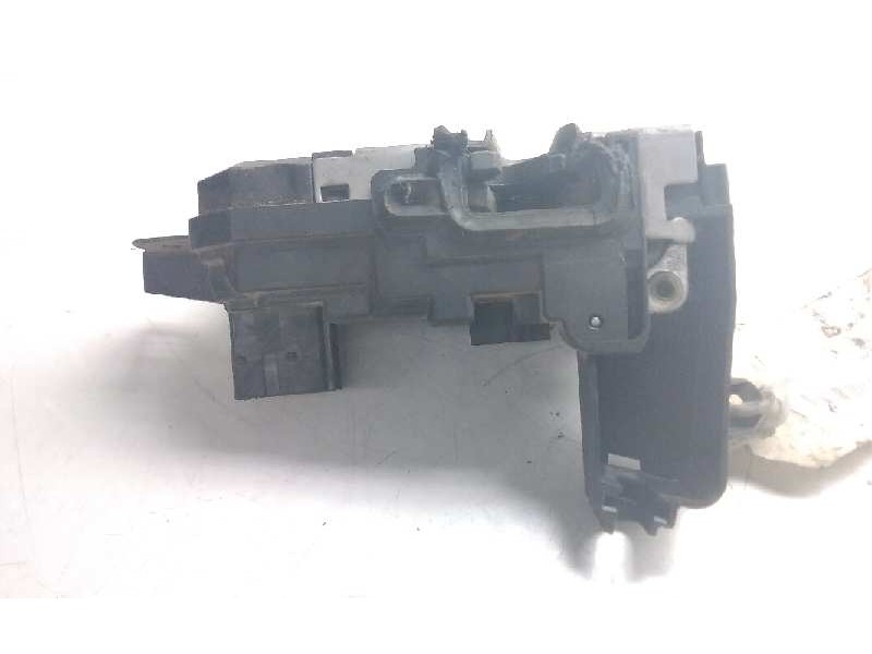 Recambio de cerradura puerta delantera derecha para opel astra h berlina 1.7 16v cdti referencia OEM IAM QG13210749  