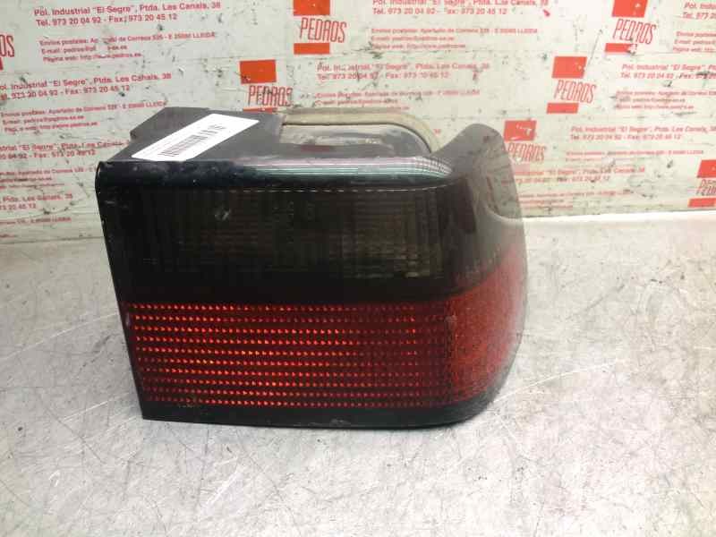 Recambio de piloto trasero derecho para citroen xantia berlina 2.0i 16v sx referencia OEM IAM 95668016  