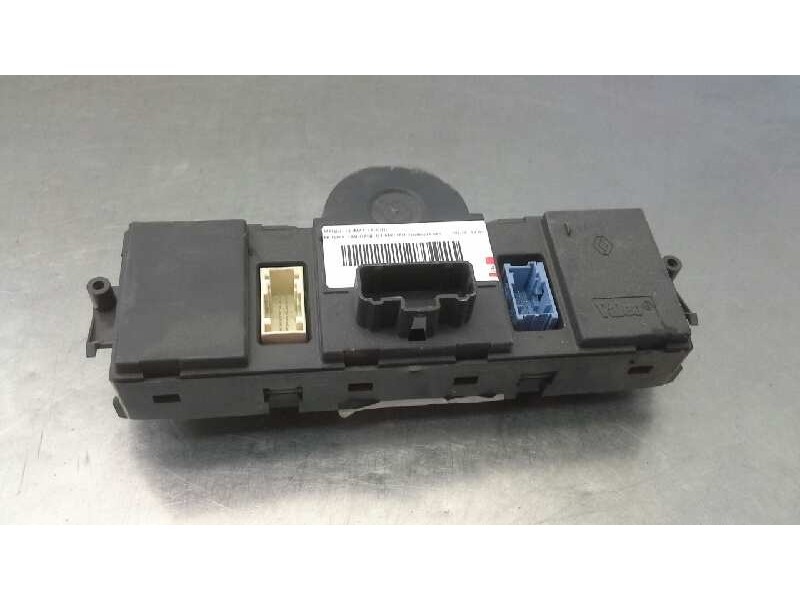 Recambio de mando climatizador para renault megane ii familiar privilege luxe referencia OEM IAM   