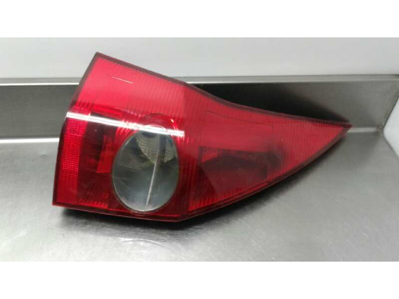 Recambio de piloto trasero izquierdo para renault megane ii familiar privilege luxe referencia OEM IAM   