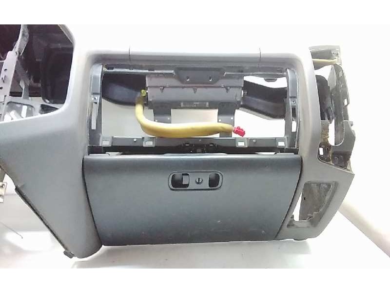 Recambio de salpicadero para mitsubishi montero (v60/v70) 3.2 di-d cat referencia OEM IAM   