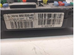 Recambio de caja fusibles para peugeot 206+ básico referencia OEM IAM 9657999780   2