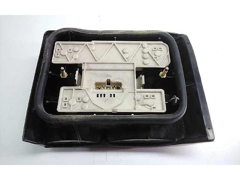 Recambio de piloto trasero izquierdo para renault 19 hatchback (b/c53) europa referencia OEM IAM   