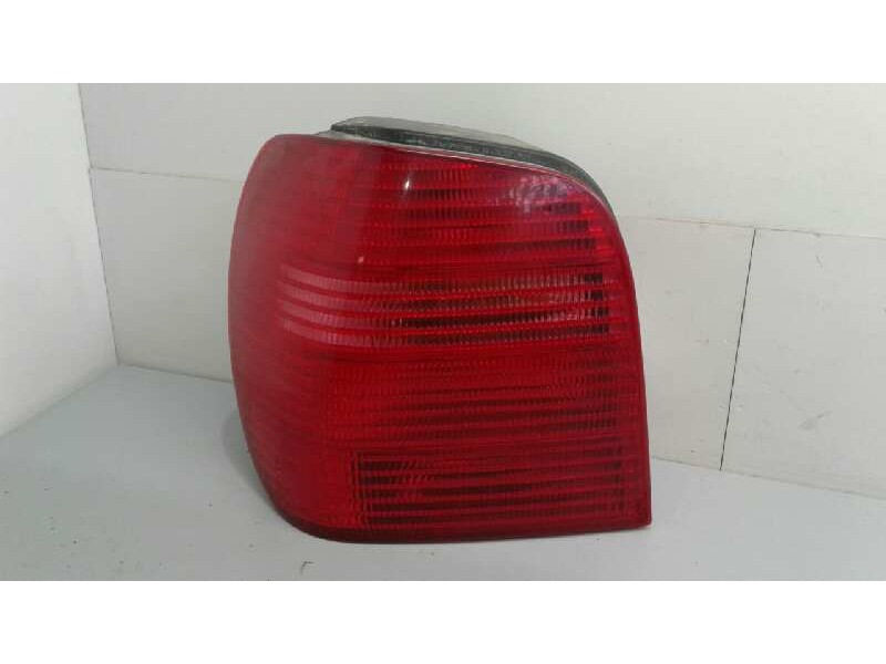 Recambio de piloto trasero izquierdo para volkswagen polo berlina (6n2) conceptline referencia OEM IAM 6N0945095H  