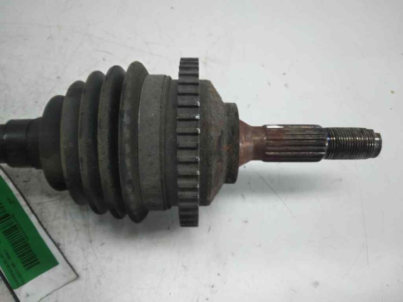 Recambio de transmision delantera izquierda para peugeot 206+ básico referencia OEM IAM 3272XK  