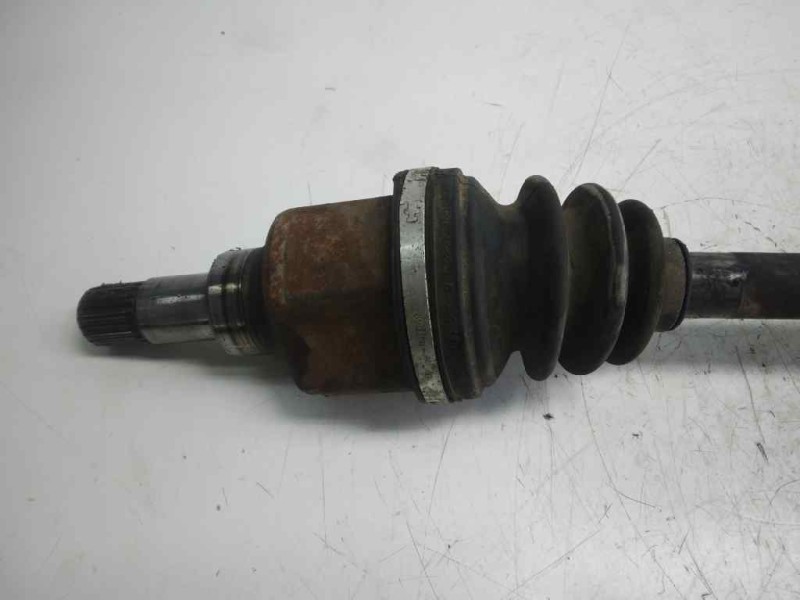 Recambio de transmision delantera izquierda para peugeot 206+ básico referencia OEM IAM 3272XK  
