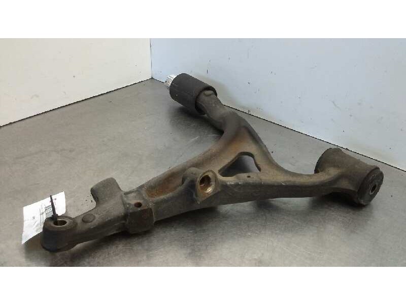 Recambio de brazo suspension inferior delantero derecho para mercedes clase m (w163) 270 cdi (163.113) referencia OEM IAM 163330