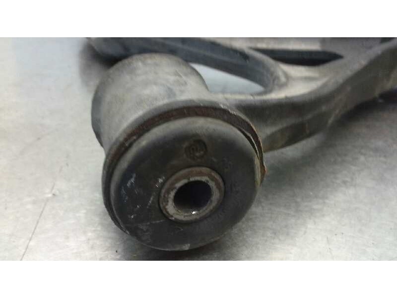 Recambio de brazo suspension inferior delantero izquierdo para mercedes clase m (w163) 270 cdi (163.113) referencia OEM IAM 1633