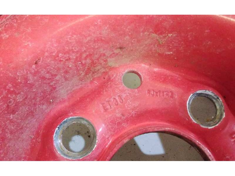 Recambio de llanta hierro para seat ibiza referencia OEM IAM 144TORNILLOS ET38 
