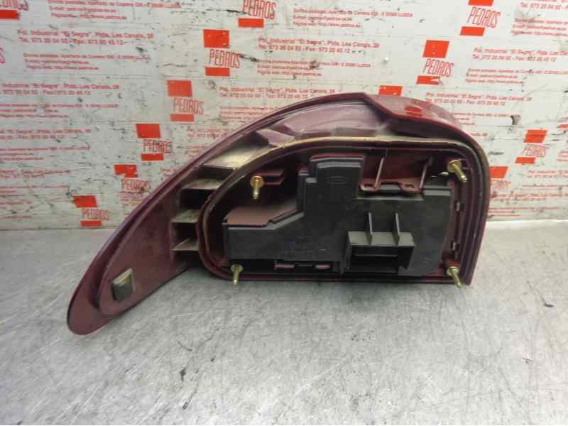 Recambio de piloto trasero derecho para ford mondeo berlina/familiar (fd) sport berlina 4x4 referencia OEM IAM 1017040  