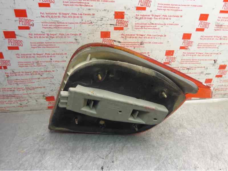 Recambio de piloto trasero derecho para ford fiesta berl./courier 1.1 cat referencia OEM IAM   