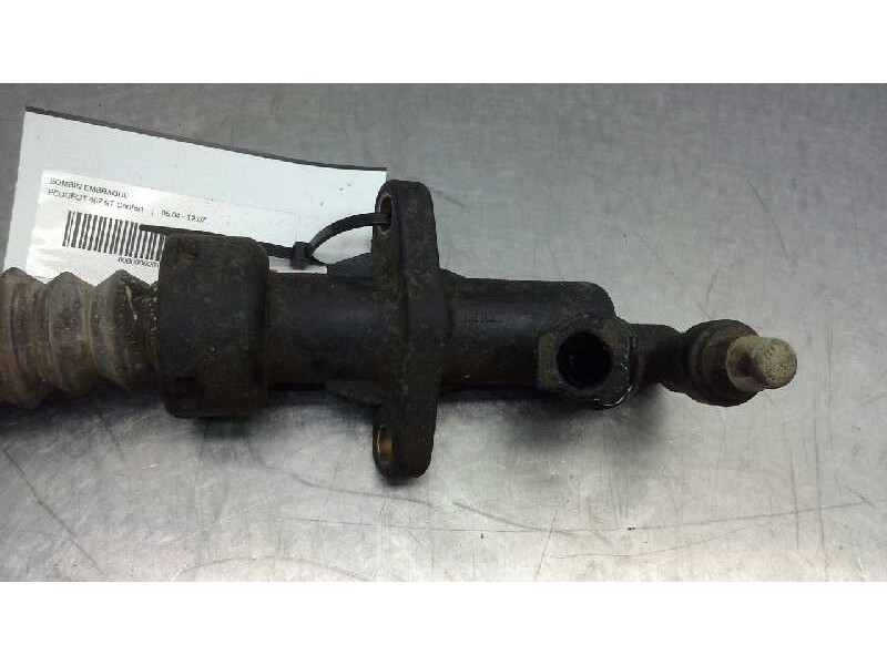 Recambio de bombin embrague para peugeot 407 st confort referencia OEM IAM   