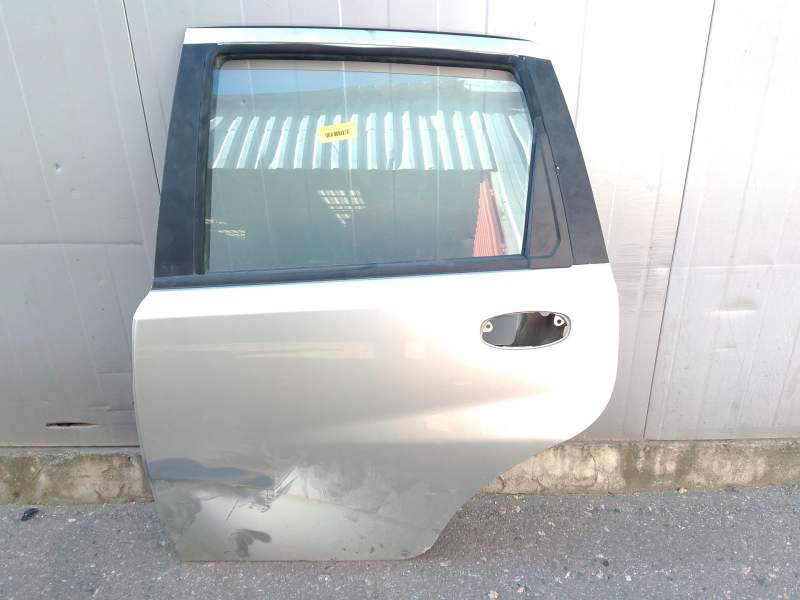 Recambio de puerta trasera izquierda para chevrolet aveo / kalos hatchback (t200) 1.4 16v referencia OEM IAM   