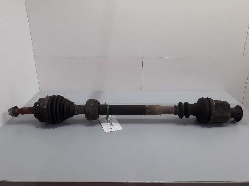 Recambio de transmision delantera derecha para renault megane i berlina hatchback (ba0) 1.9 dti alize referencia OEM IAM 7700111