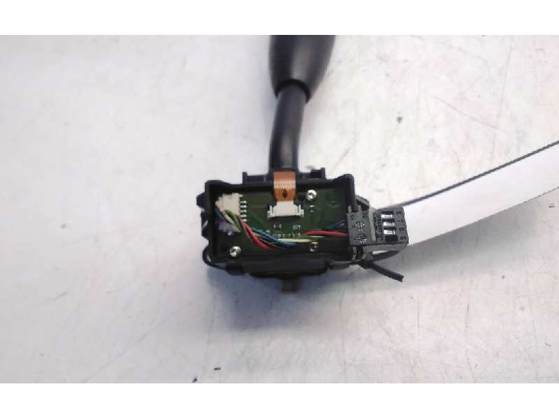 Recambio de mando intermitentes y limpia para mercedes clase m (w164) 280 / 300 cdi (164.120) referencia OEM IAM A2215403345  